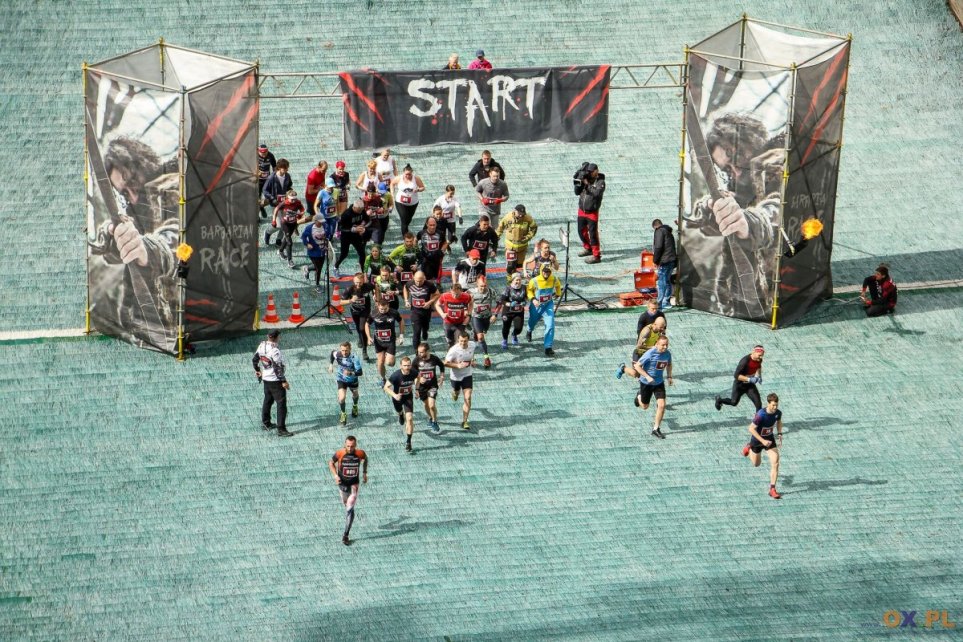 Start jednej z fal biegu Barbarian Hill/fot. Bartłomiej Kukucz - ox.pl